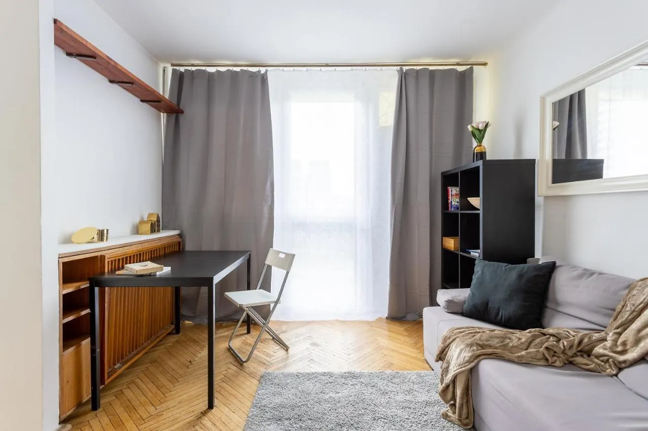 Zamkniete- Stylish One Bedroom Apartments - 58 Zelazna ワルシャワ